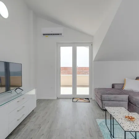 Appartement 1 Bedroom Stunning In *