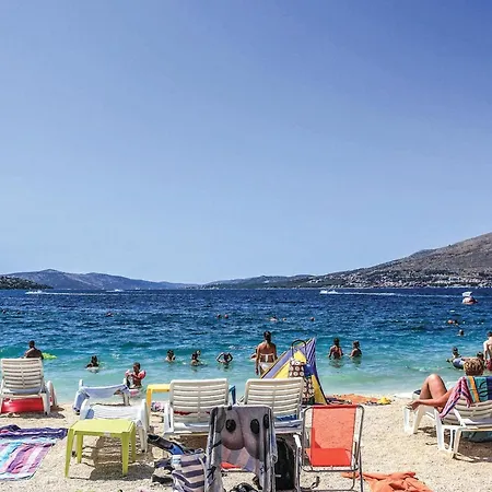 1 Bedroom Amazing Apartment In Trogir Daire Trogir