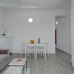 In With Wifi Apartment *
