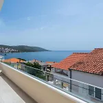 1 Bedroom Stunning In Trogir