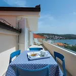 1 Bedroom Stunning In * Trogir