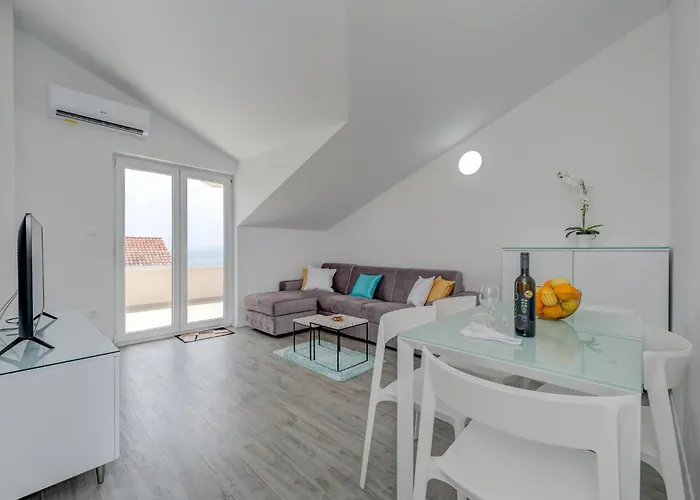 1 Bedroom Stunning In